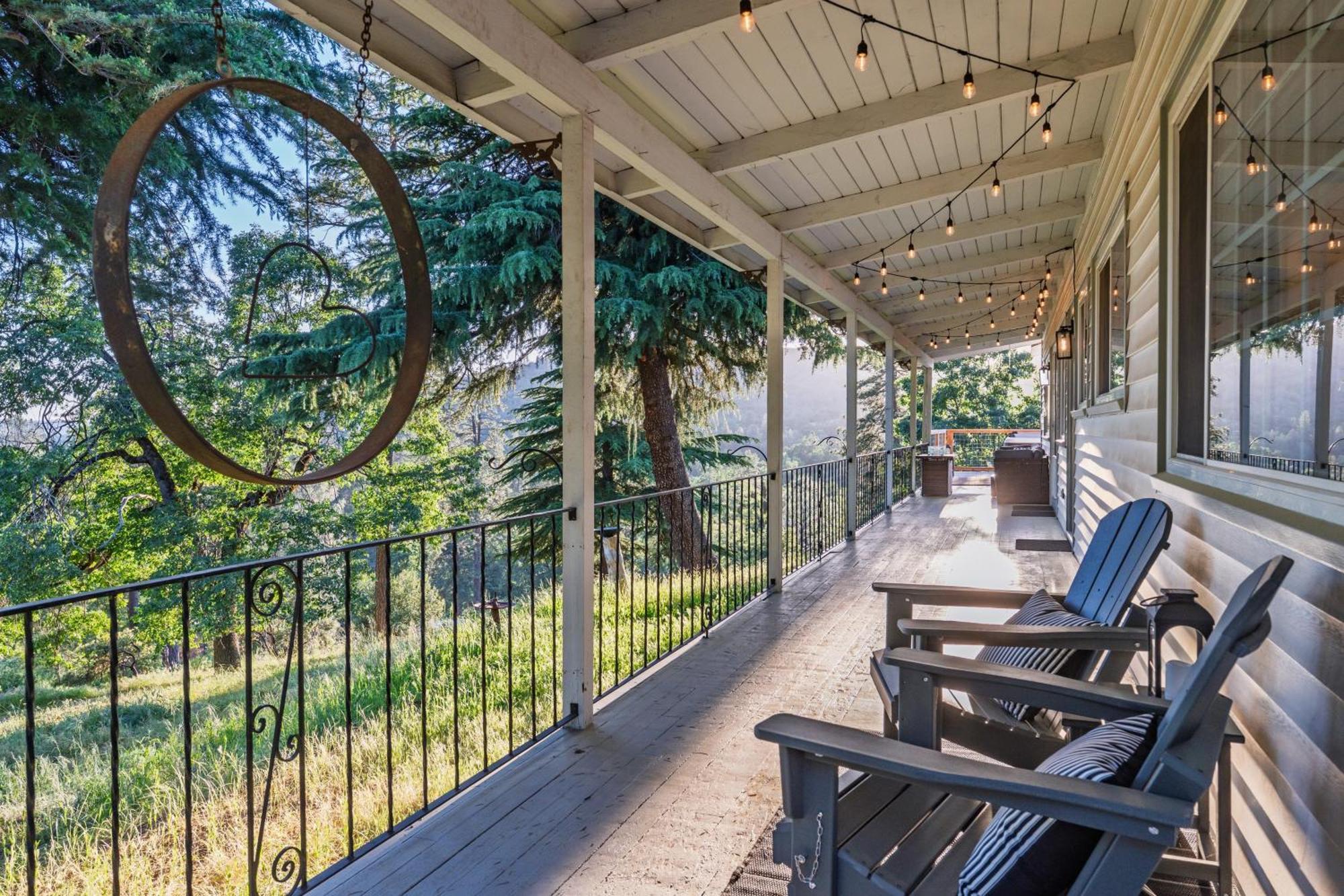 Yosemite Family Ranch W Hot Tub-views-ev-more! *